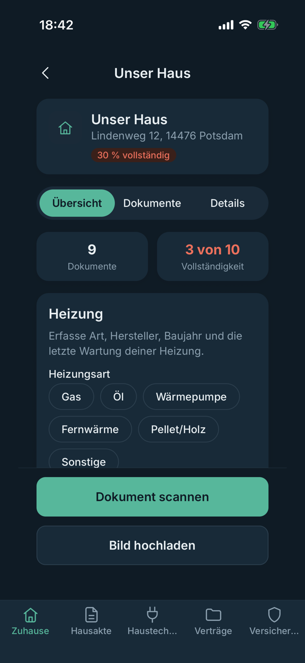 App-Ansicht: Objekt-Detail "Unser Haus" mit Adresse, Vollständigkeit und Heizungsart
